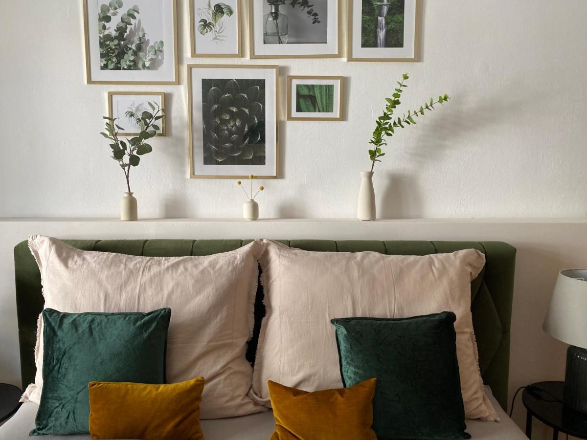 Appartamento Big Vintage Style Flat Near Schonbrunn Vienna Esterno foto